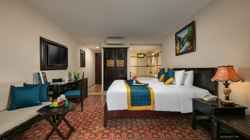 Family Room – ₹6500/night in Varanasi